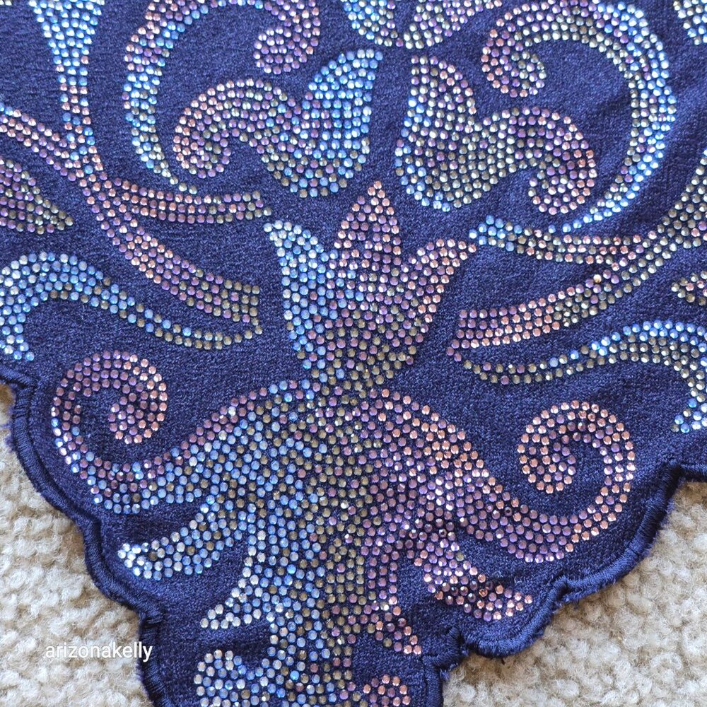 NWOT Crystal Cashmere Scarf Bedazzled Gem Sparkle Rhinestone Ahujasons - Picture 16 of 17
